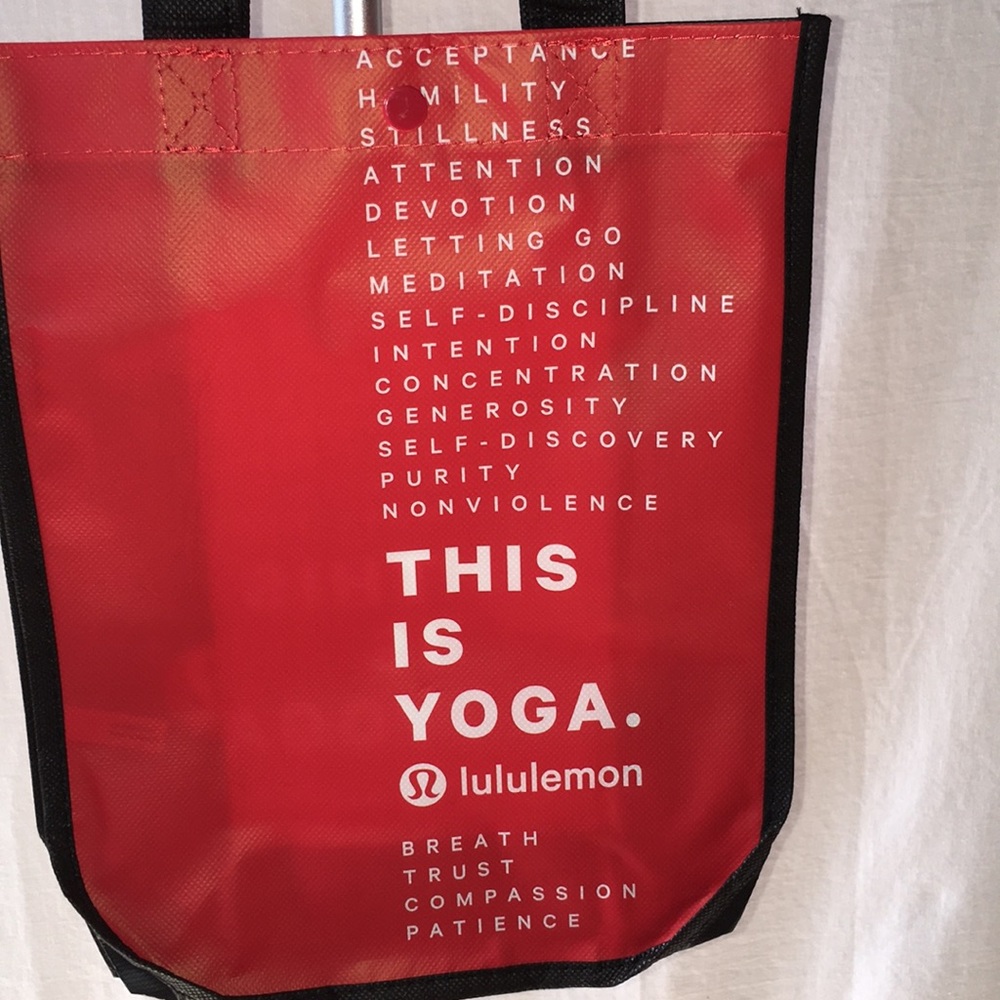 New Lululemon Tote Bag with Button Closure - Picture 2 of 7
